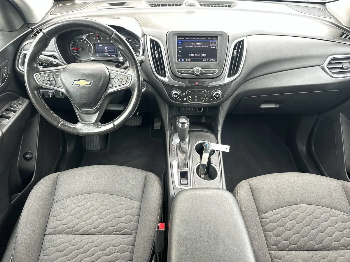 2021 Chevrolet Equinox LT thumbnail 17