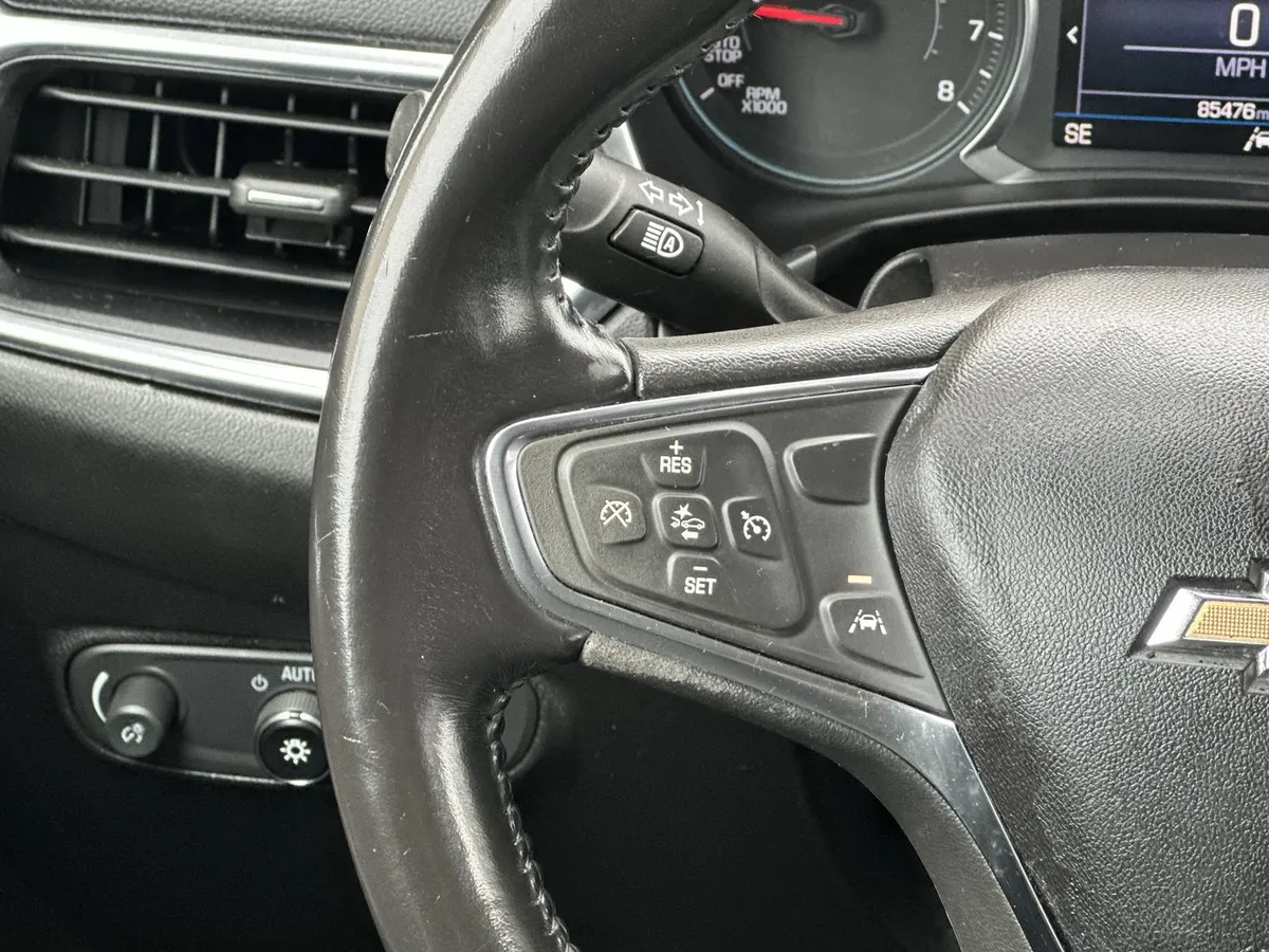 2021 Chevrolet Equinox LT thumbnail 19