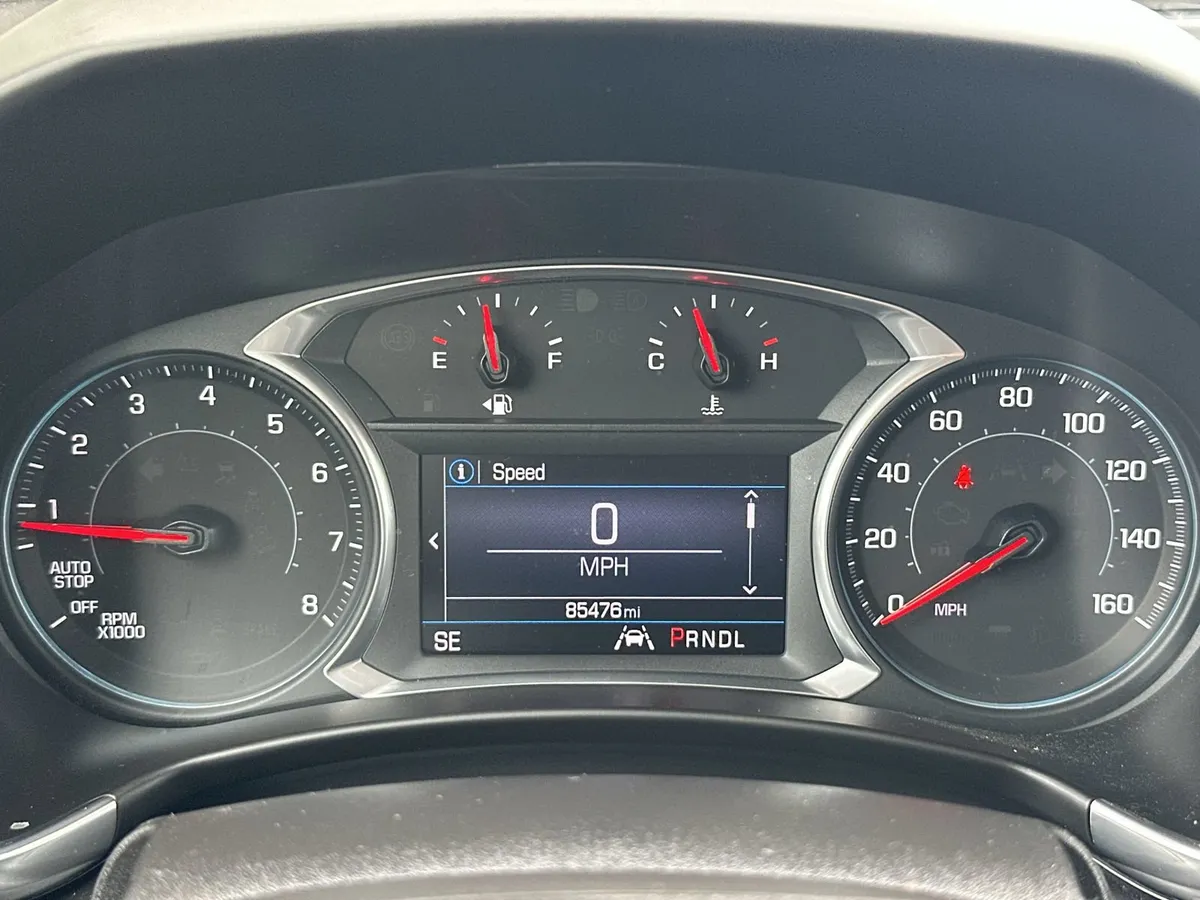 2021 Chevrolet Equinox LT thumbnail 22