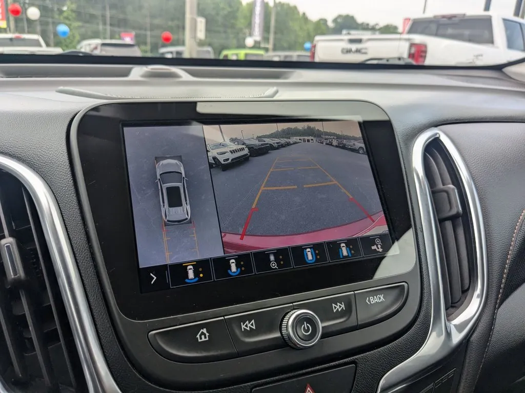2021 Chevrolet Equinox Premier thumbnail 18