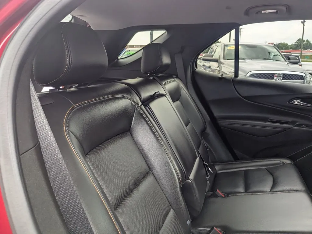 2021 Chevrolet Equinox Premier thumbnail 27
