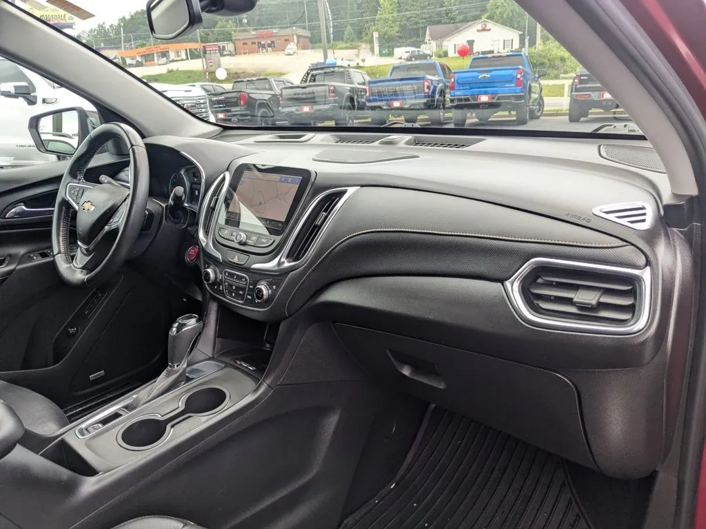 2021 Chevrolet Equinox Premier thumbnail 29