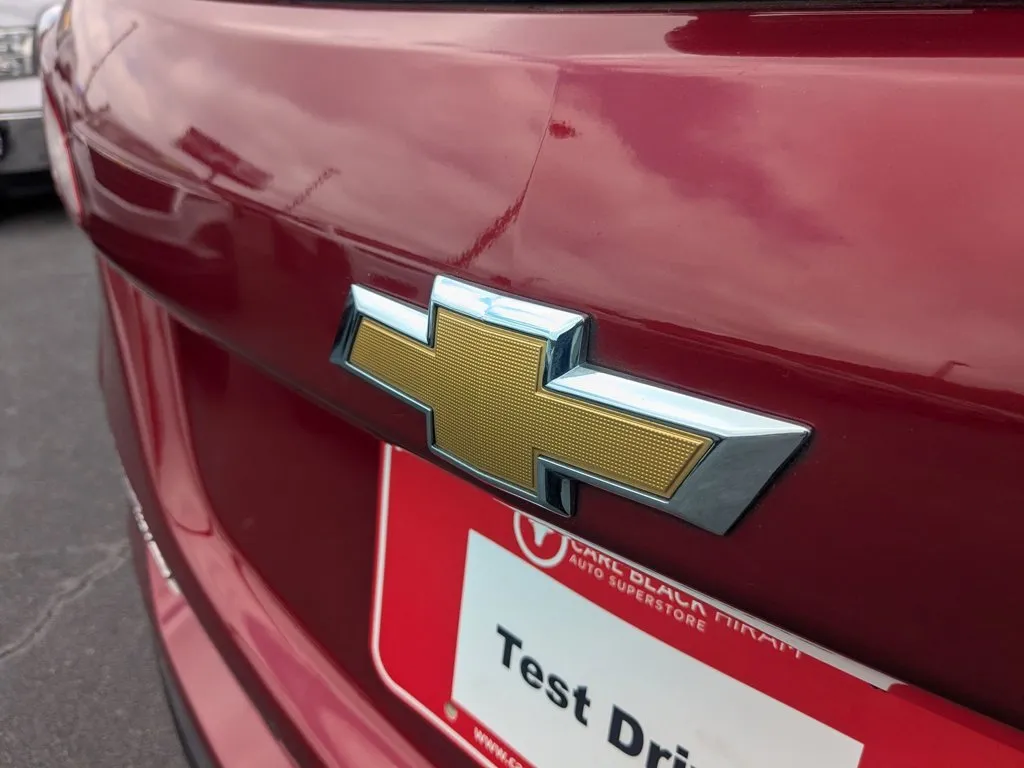2021 Chevrolet Equinox Premier thumbnail 30