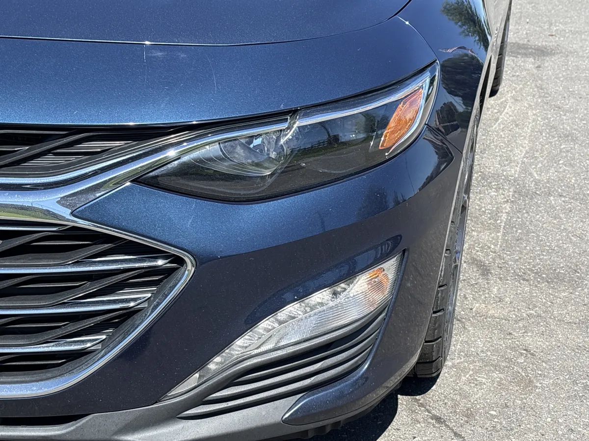2021 Chevrolet Malibu LT thumbnail 10