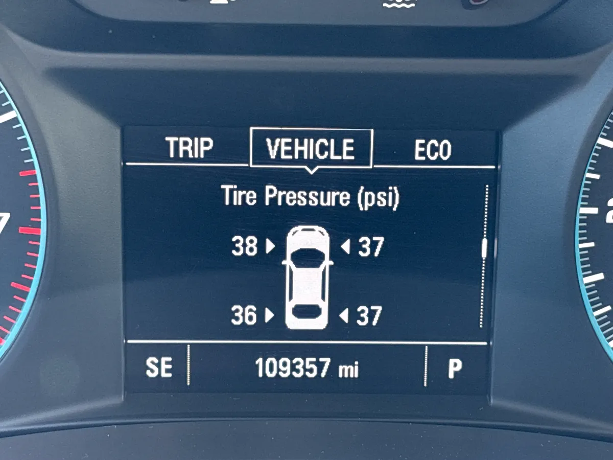 2021 Chevrolet Malibu LT thumbnail 24