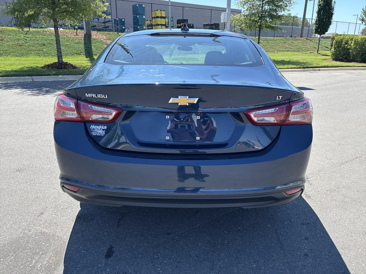 2021 Chevrolet Malibu LT thumbnail 7