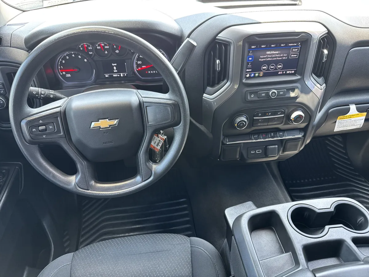 2021 Chevrolet Silverado 1500 Custom thumbnail 17