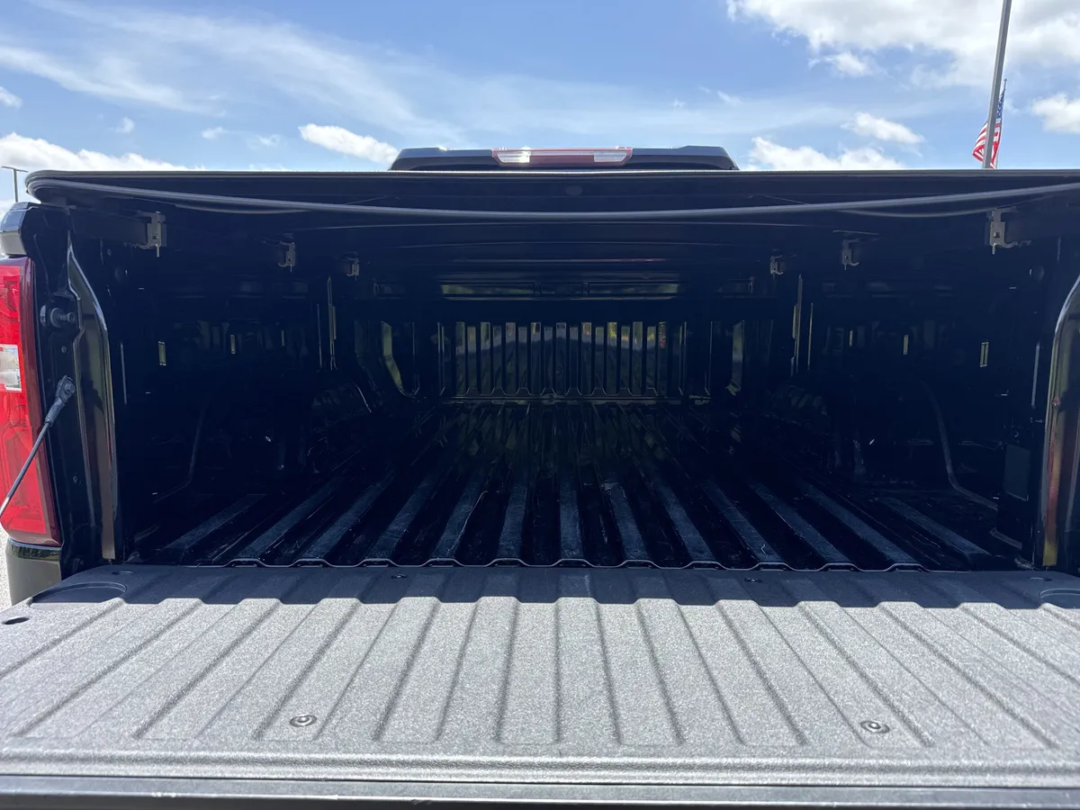 2021 Chevrolet Silverado 1500 Custom thumbnail 30