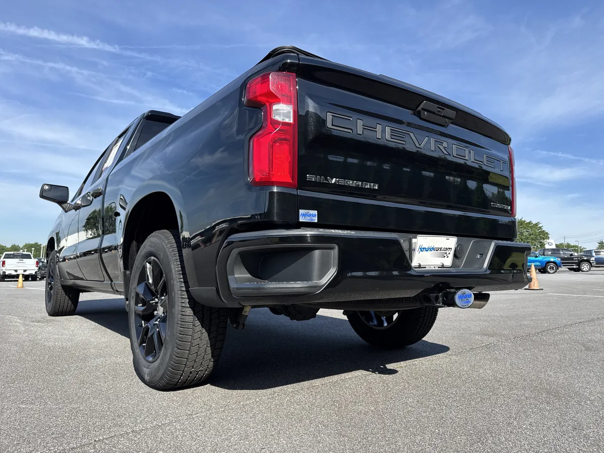 2021 Chevrolet Silverado 1500 Custom thumbnail 7
