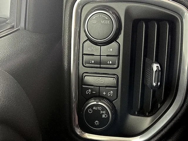 2021 Chevrolet Silverado 1500 LT thumbnail 23