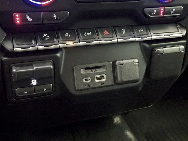 2021 Chevrolet Silverado 1500 LT thumbnail 26
