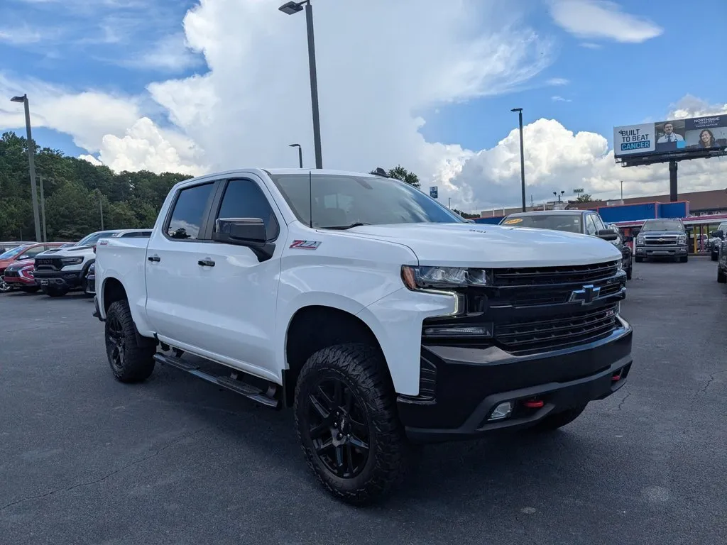 2021 Chevrolet Silverado 1500 LT Trail Boss thumbnail 3