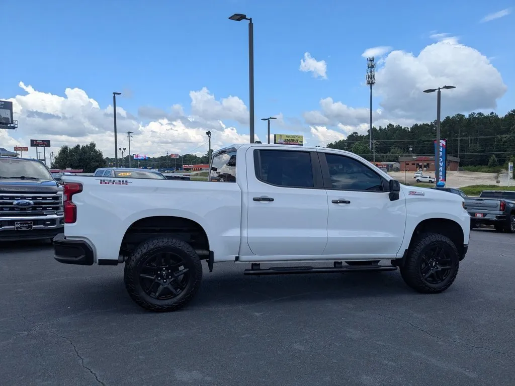 2021 Chevrolet Silverado 1500 LT Trail Boss thumbnail 4