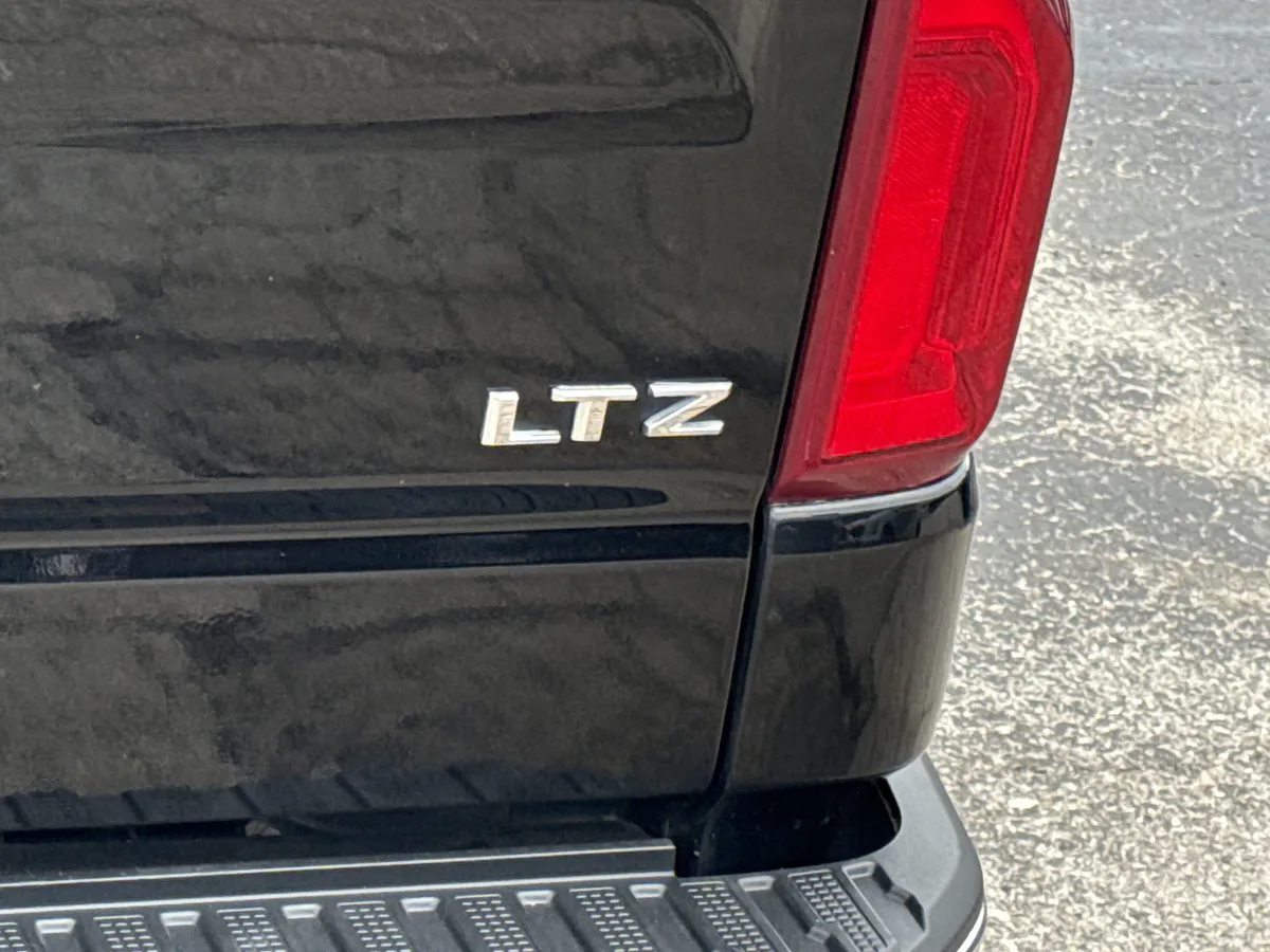 2021 Chevrolet Silverado 1500 LTZ thumbnail 10
