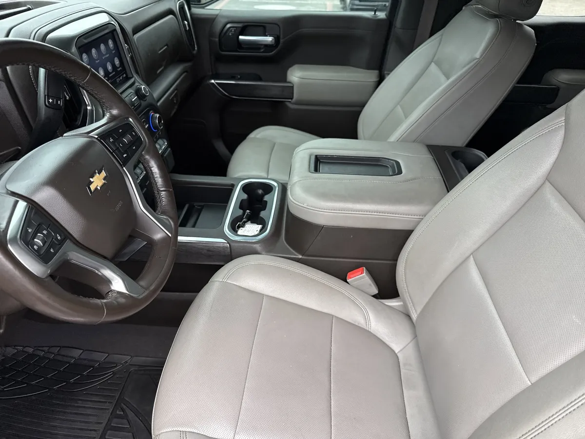2021 Chevrolet Silverado 1500 LTZ thumbnail 14