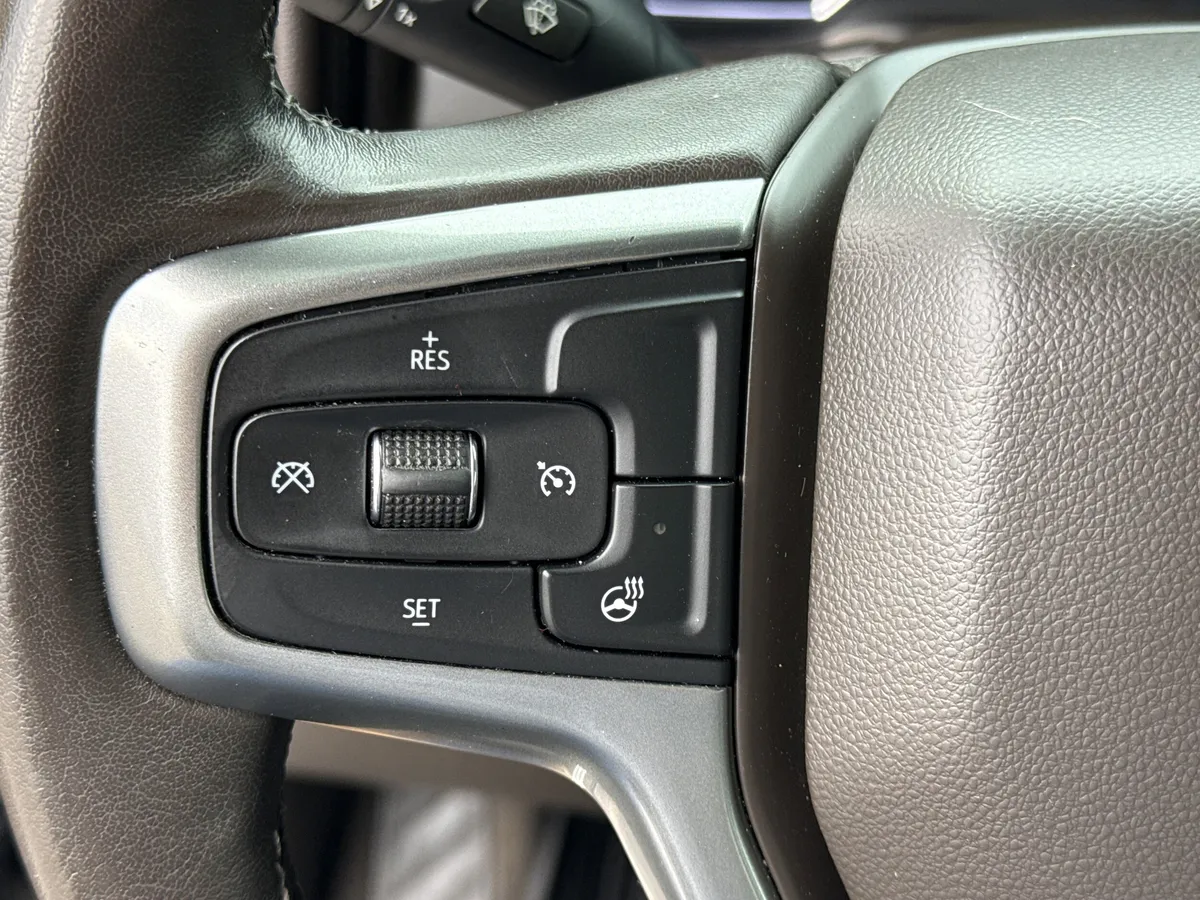 2021 Chevrolet Silverado 1500 LTZ thumbnail 26