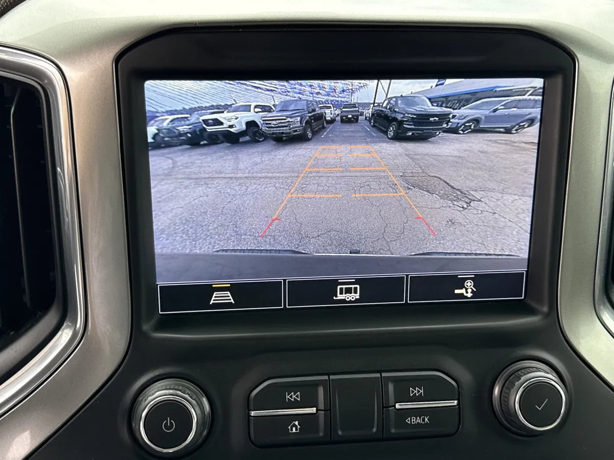 2021 Chevrolet Silverado 1500 LTZ thumbnail 37