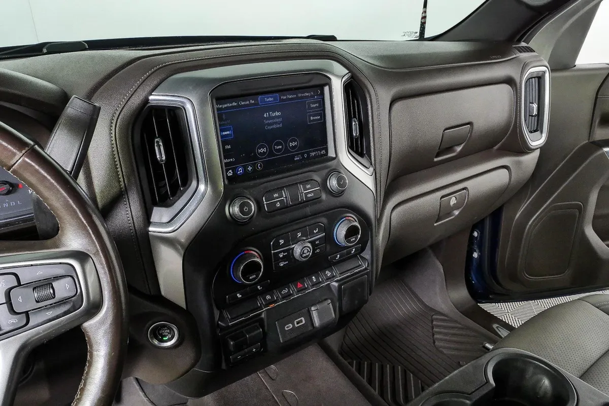 2021 Chevrolet Silverado 1500 RST thumbnail 12