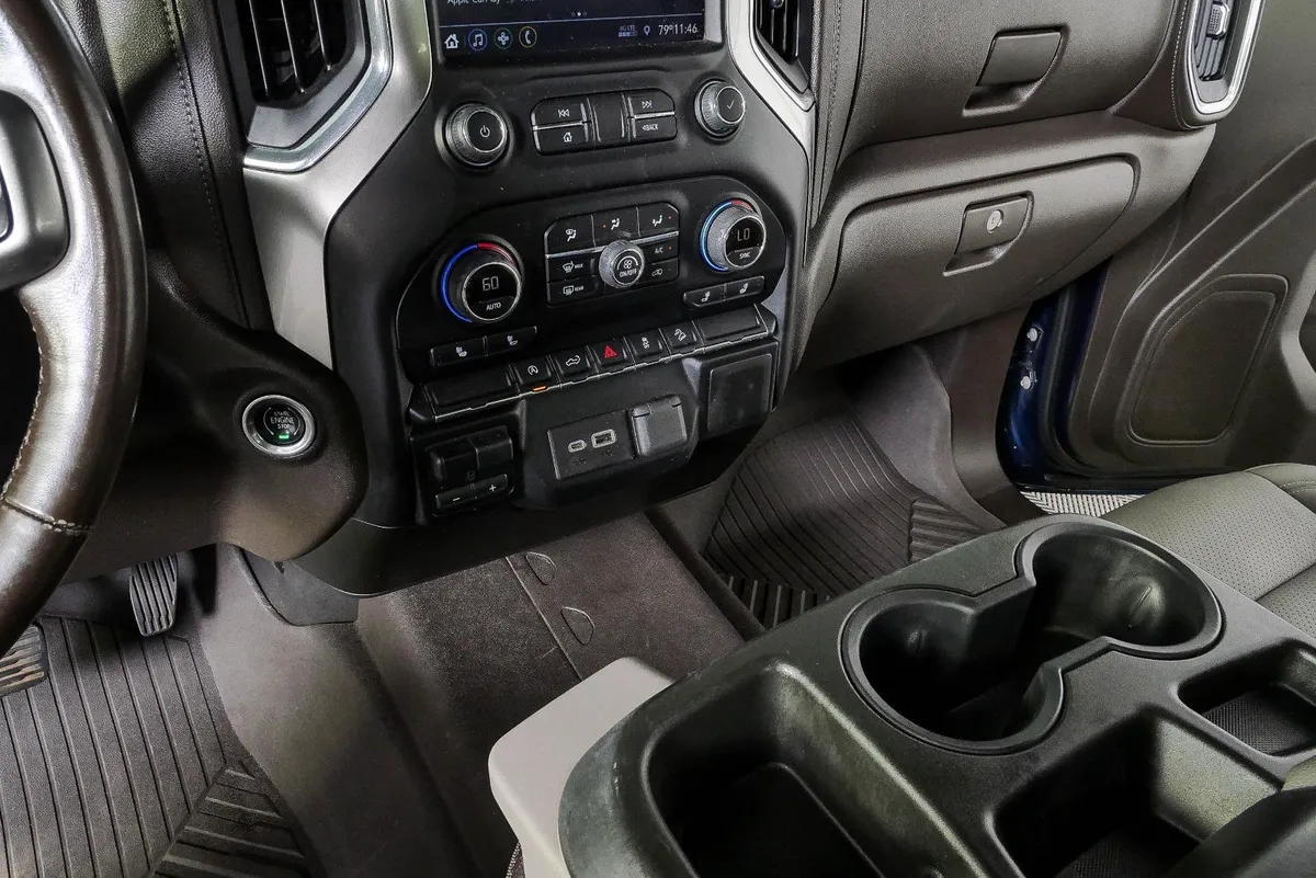 2021 Chevrolet Silverado 1500 RST thumbnail 16