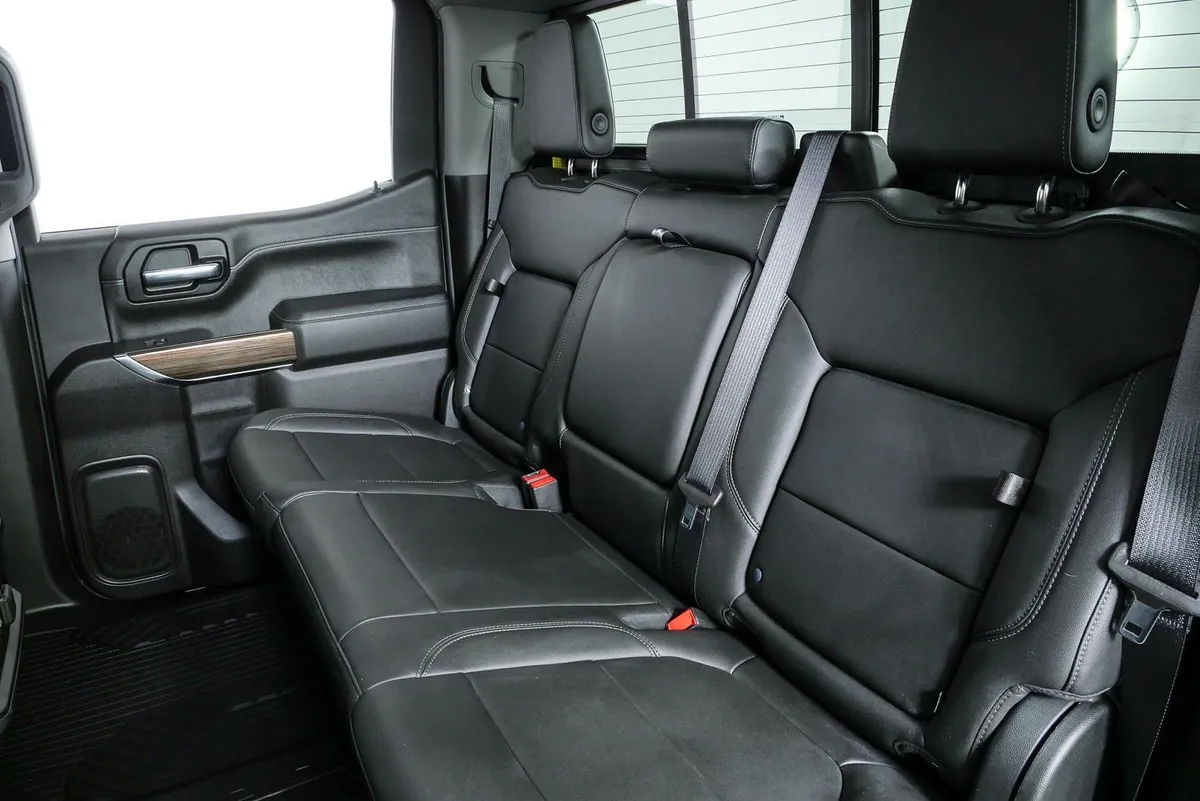 2021 Chevrolet Silverado 1500 RST thumbnail 17