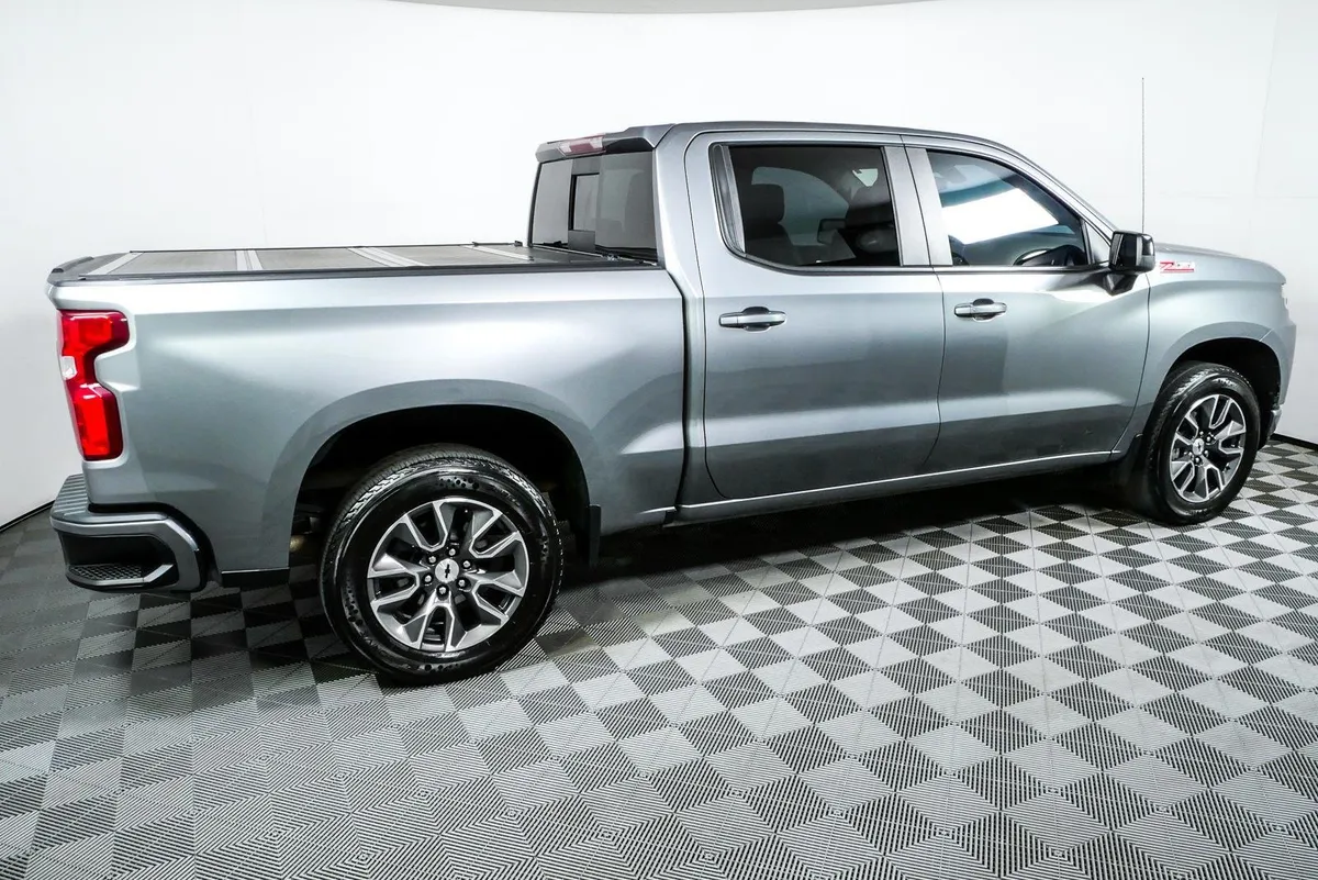 2021 Chevrolet Silverado 1500 RST thumbnail 2