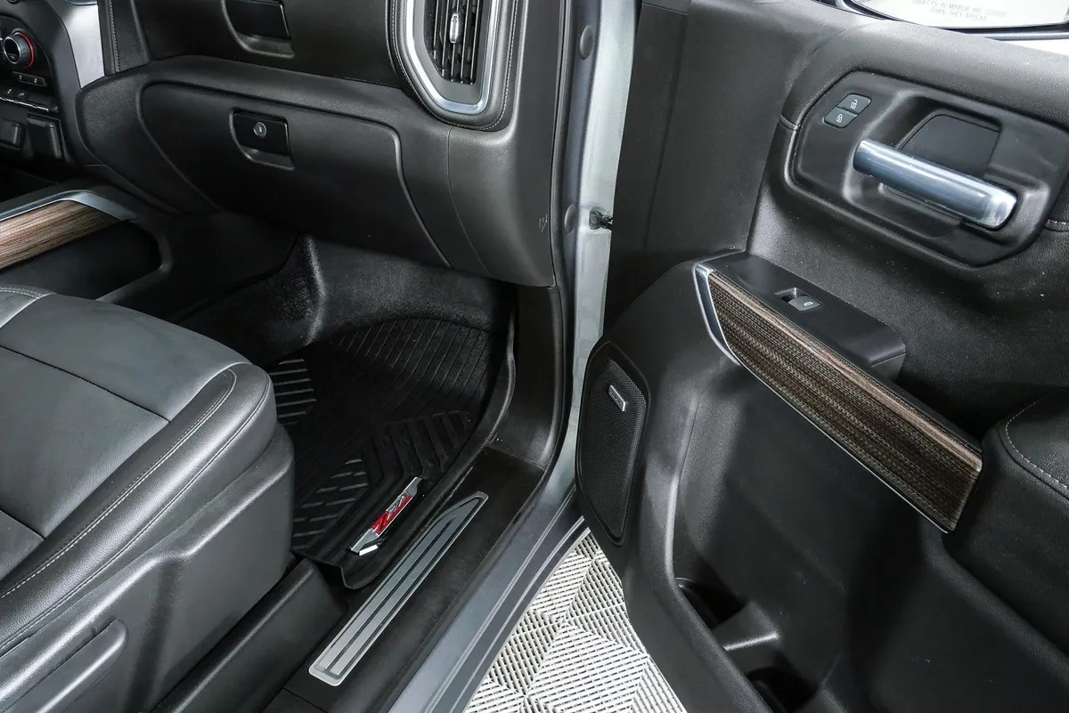 2021 Chevrolet Silverado 1500 RST thumbnail 23