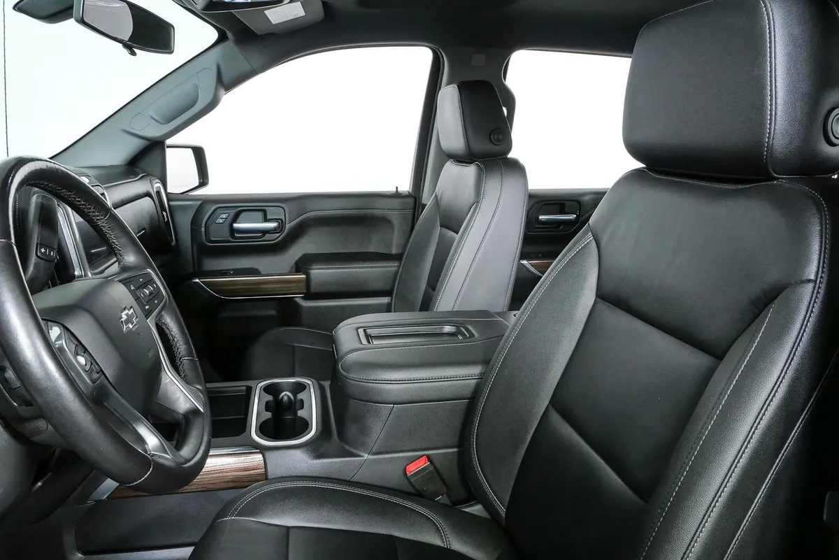 2021 Chevrolet Silverado 1500 RST thumbnail 5