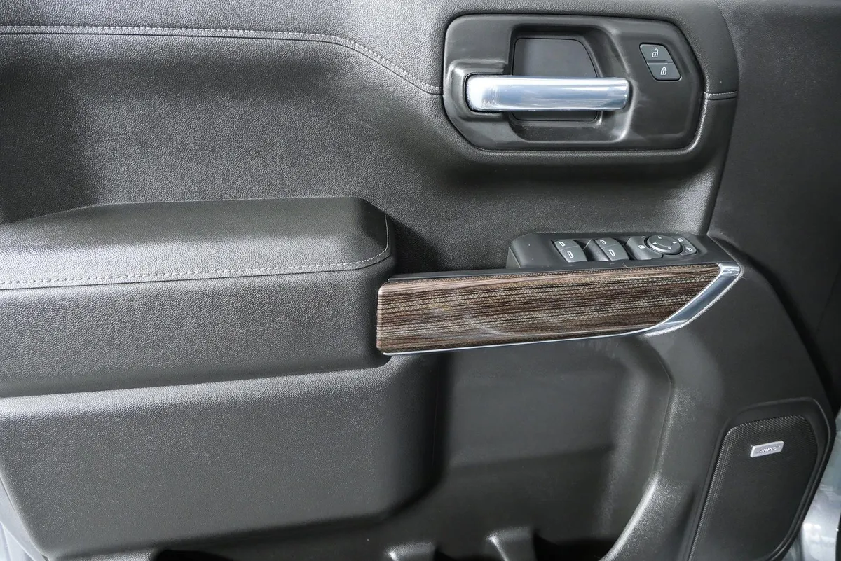 2021 Chevrolet Silverado 1500 RST thumbnail 6