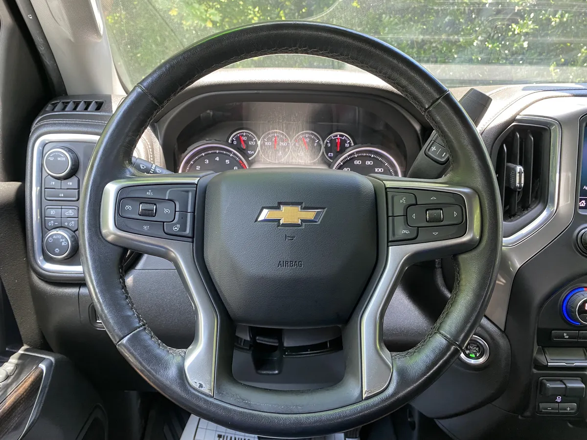 2021 Chevrolet Silverado 2500HD LT thumbnail 18