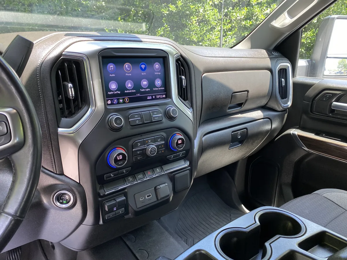 2021 Chevrolet Silverado 2500HD LT thumbnail 23