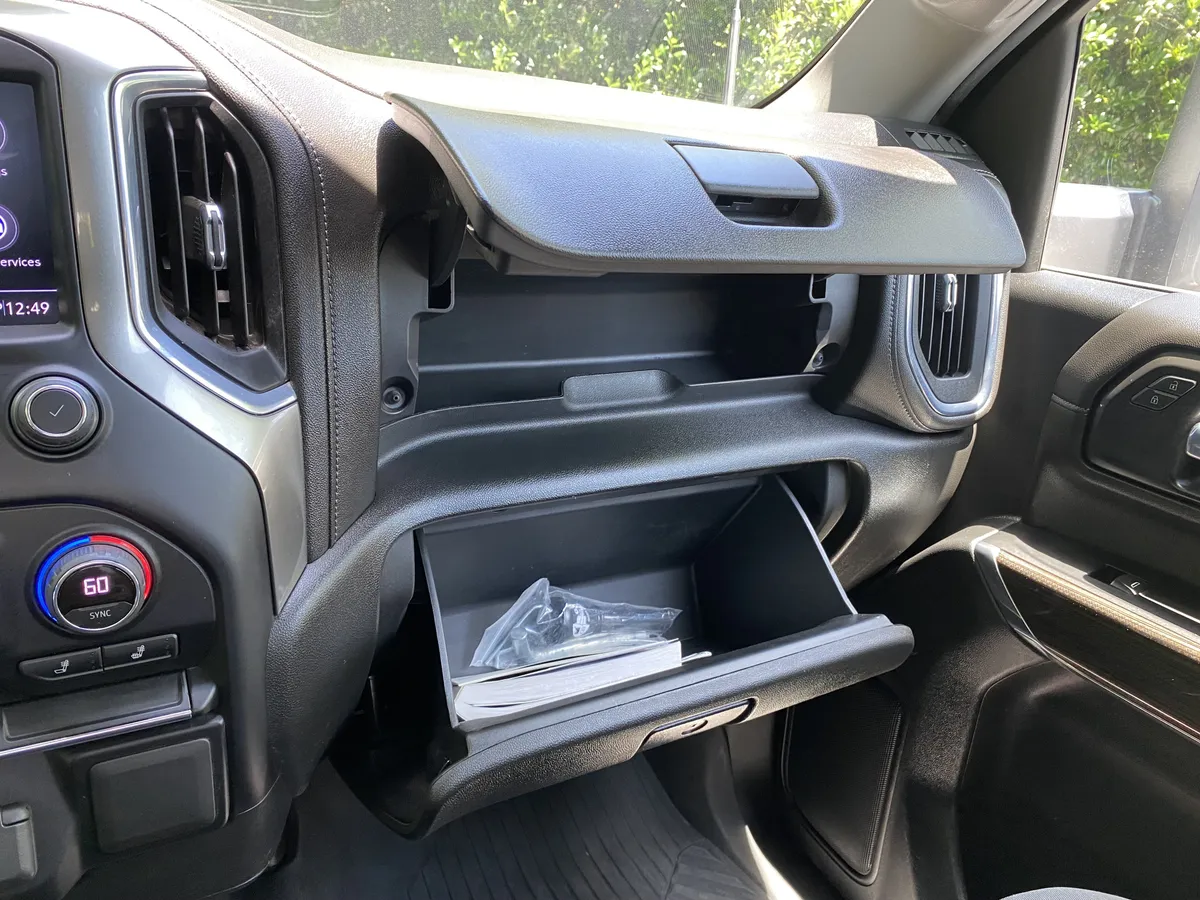2021 Chevrolet Silverado 2500HD LT thumbnail 29