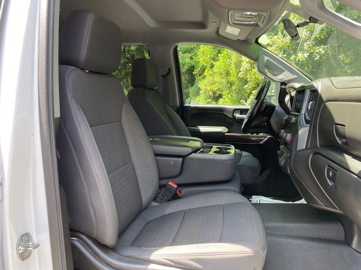2021 Chevrolet Silverado 2500HD LT thumbnail 32