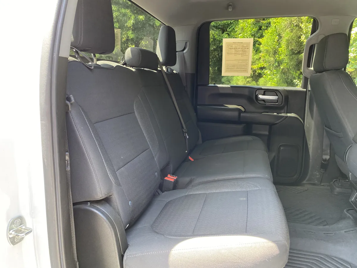 2021 Chevrolet Silverado 2500HD LT thumbnail 33
