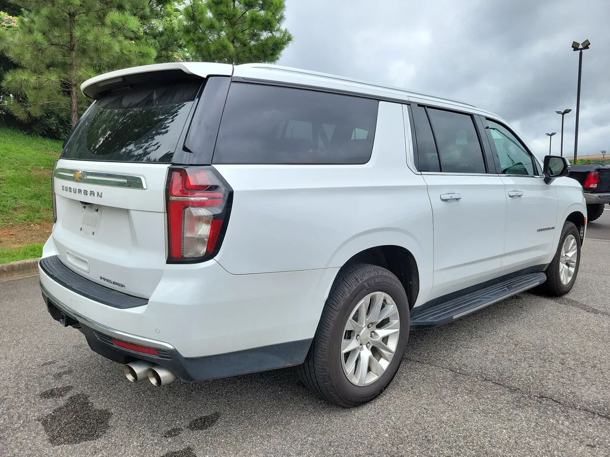2021 Chevrolet Suburban Premier thumbnail 5