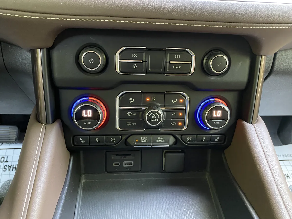 2021 Chevrolet Tahoe High Country thumbnail 29