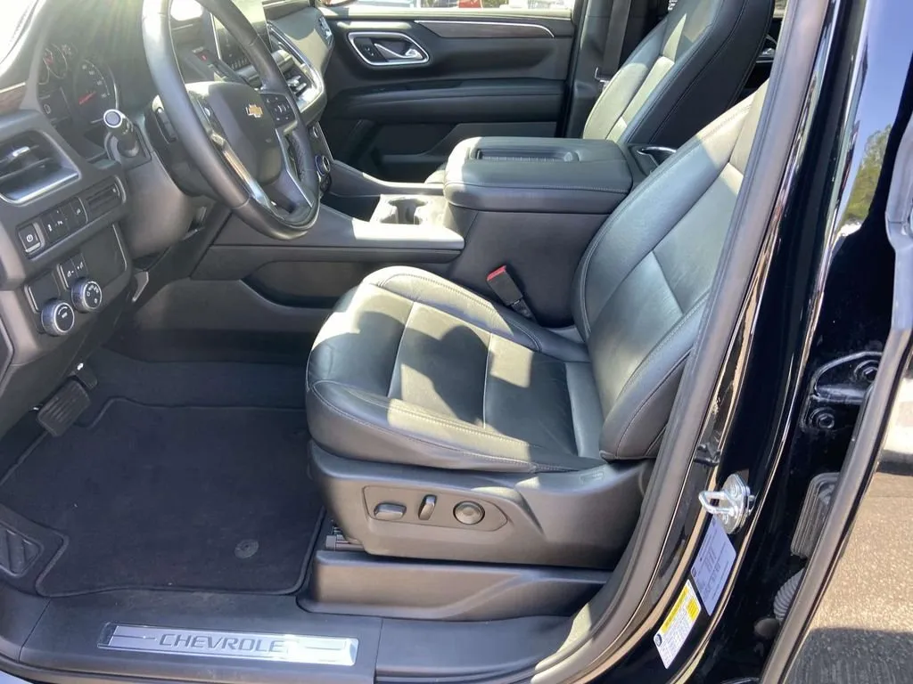 2021 Chevrolet Tahoe LT thumbnail 23