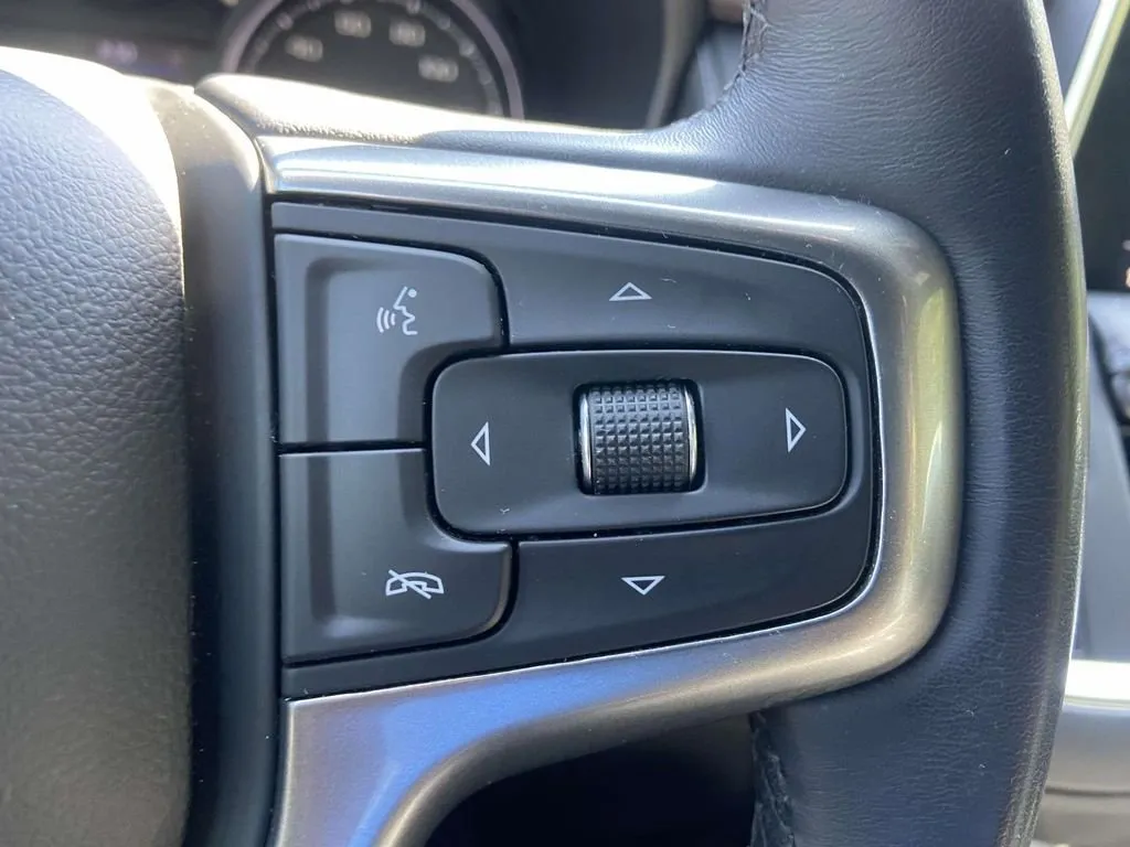2021 Chevrolet Tahoe LT thumbnail 35