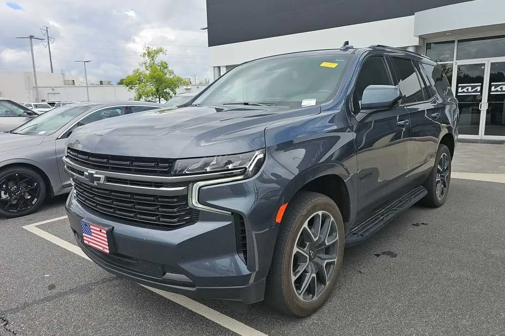 2021 Chevrolet Tahoe RST thumbnail 20