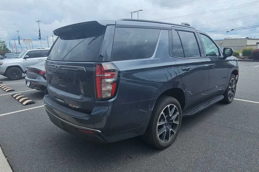 2021 Chevrolet Tahoe RST thumbnail 24