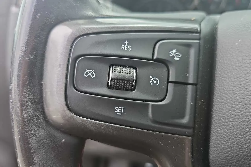 2021 Chevrolet Tahoe RST thumbnail 7