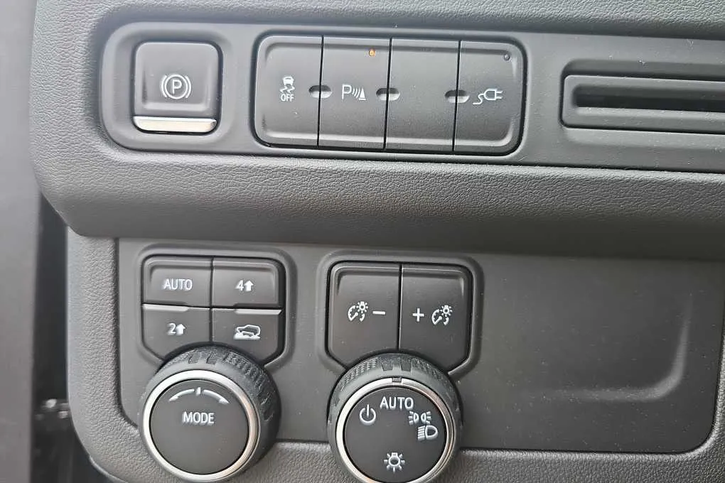 2021 Chevrolet Tahoe RST thumbnail 8