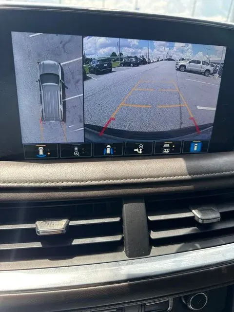 2021 Chevrolet Tahoe Z71 thumbnail 12