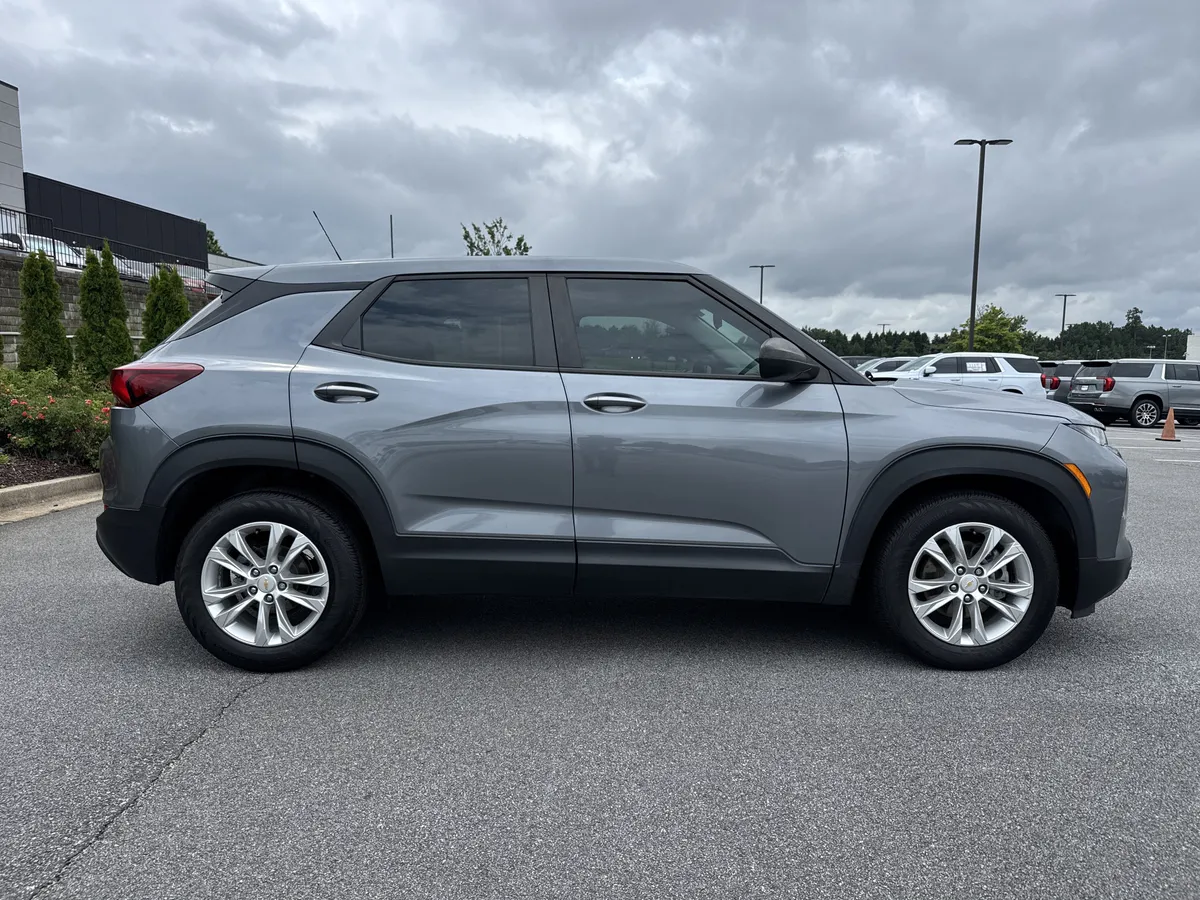 2021 Chevrolet Trailblazer LS thumbnail 10