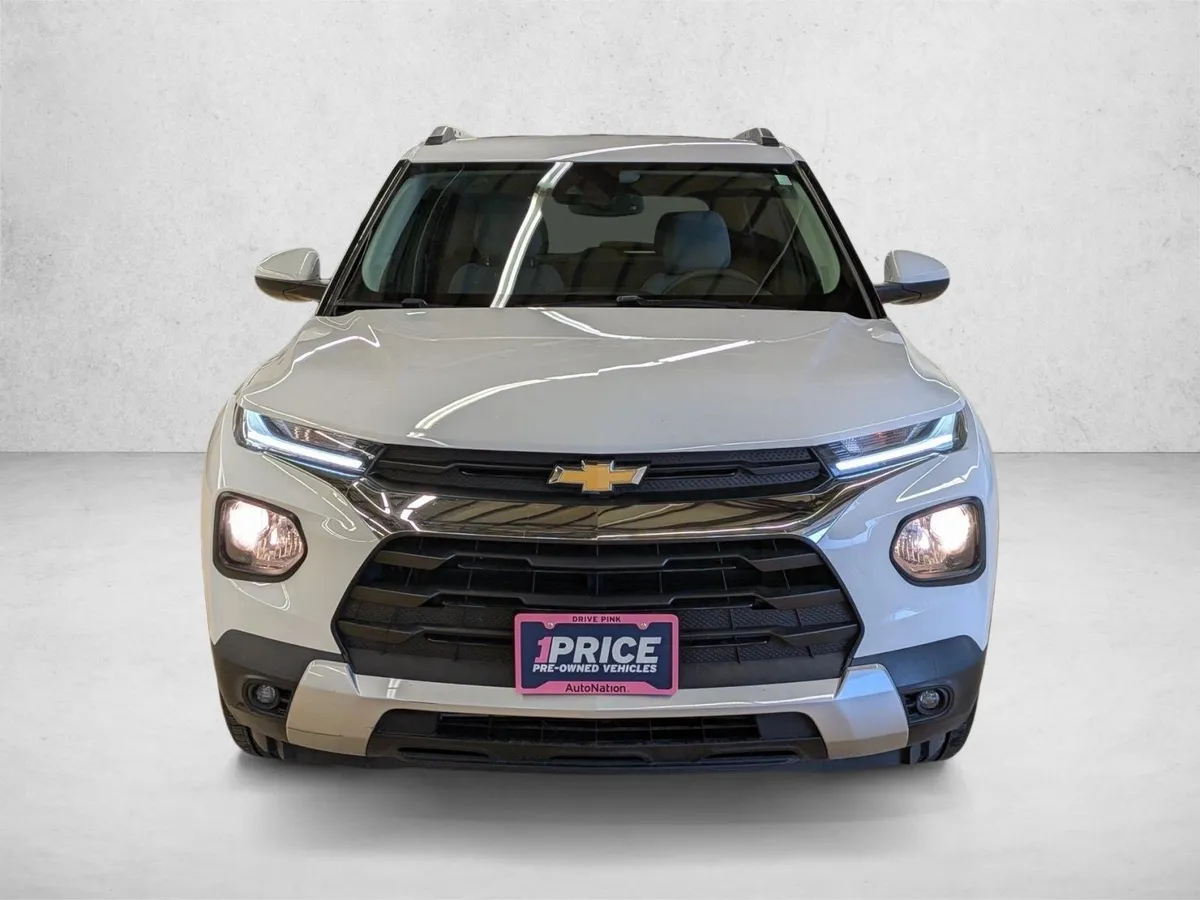 2021 Chevrolet Trailblazer LT thumbnail 2