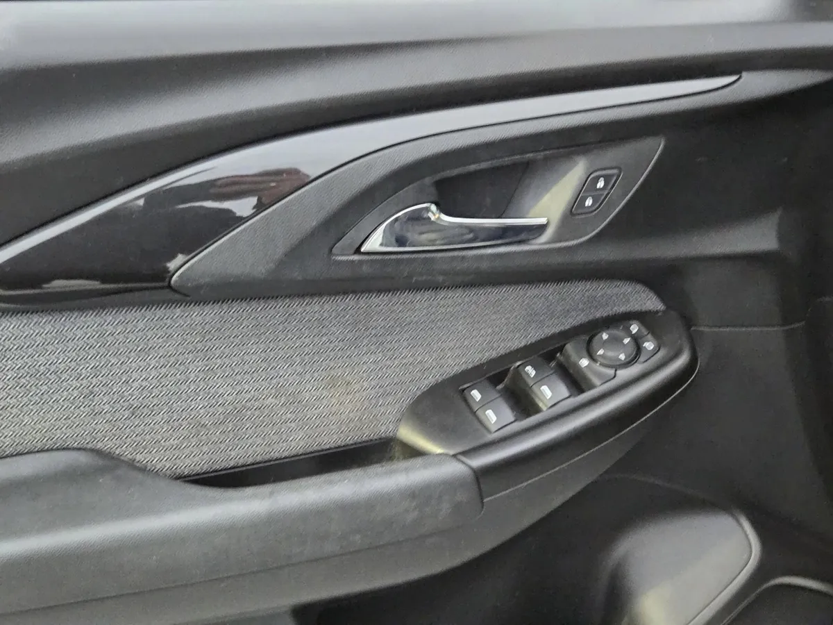 2021 Chevrolet Trailblazer LT thumbnail 11