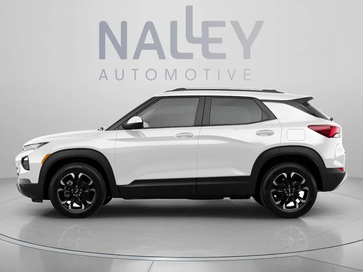 2021 Chevrolet Trailblazer LT thumbnail 2