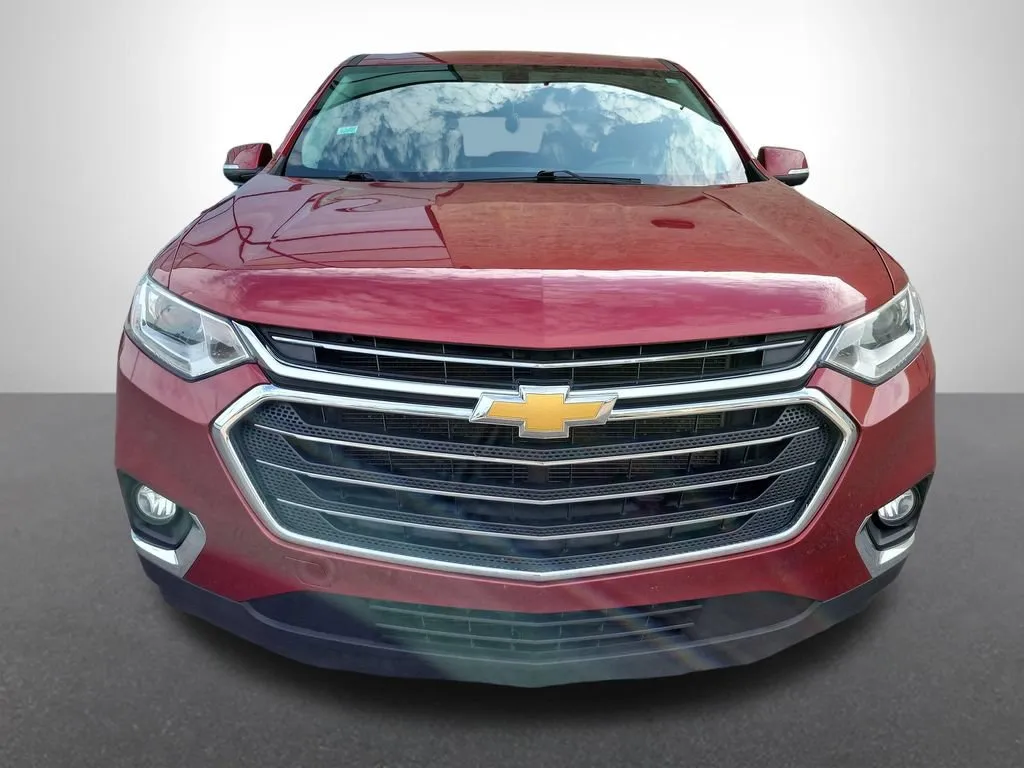2021 Chevrolet Traverse LT Cloth w/1LT thumbnail 2