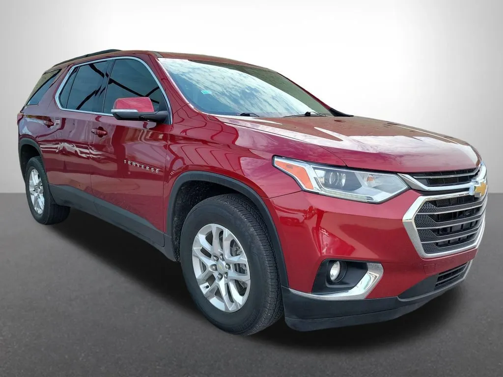 2021 Chevrolet Traverse LT Cloth w/1LT thumbnail 3