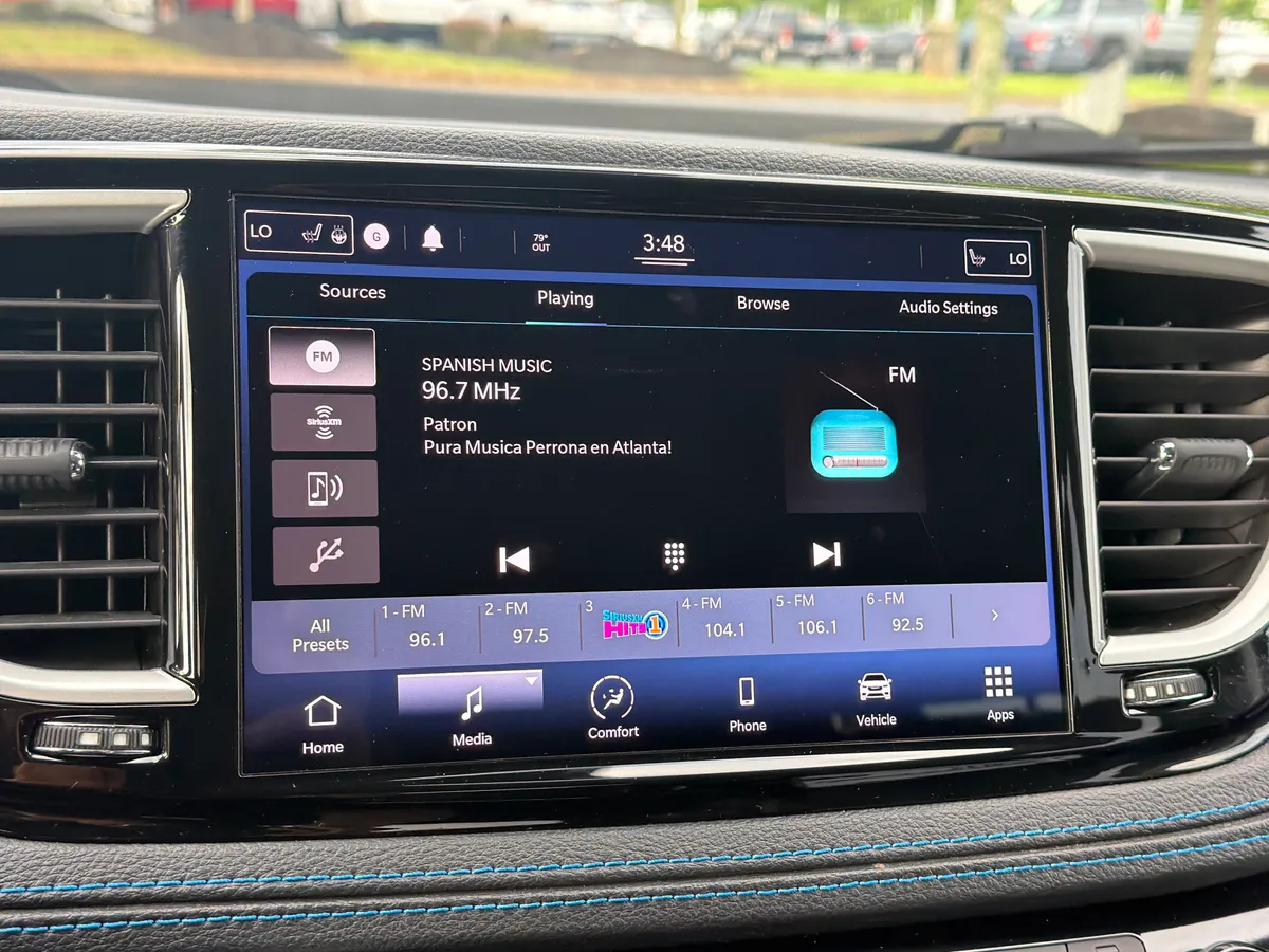 2021 Chrysler Pacifica Touring L thumbnail 12
