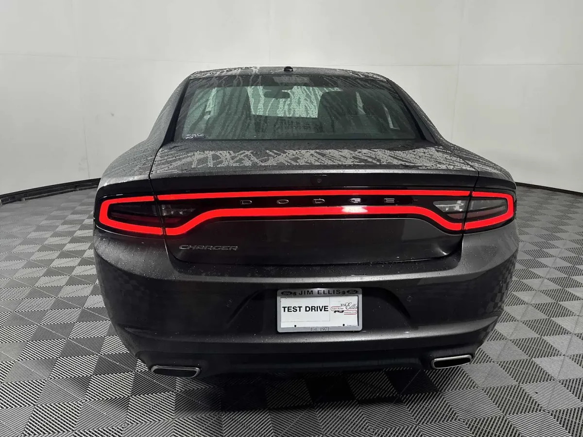 2021 Dodge Charger SXT thumbnail 7